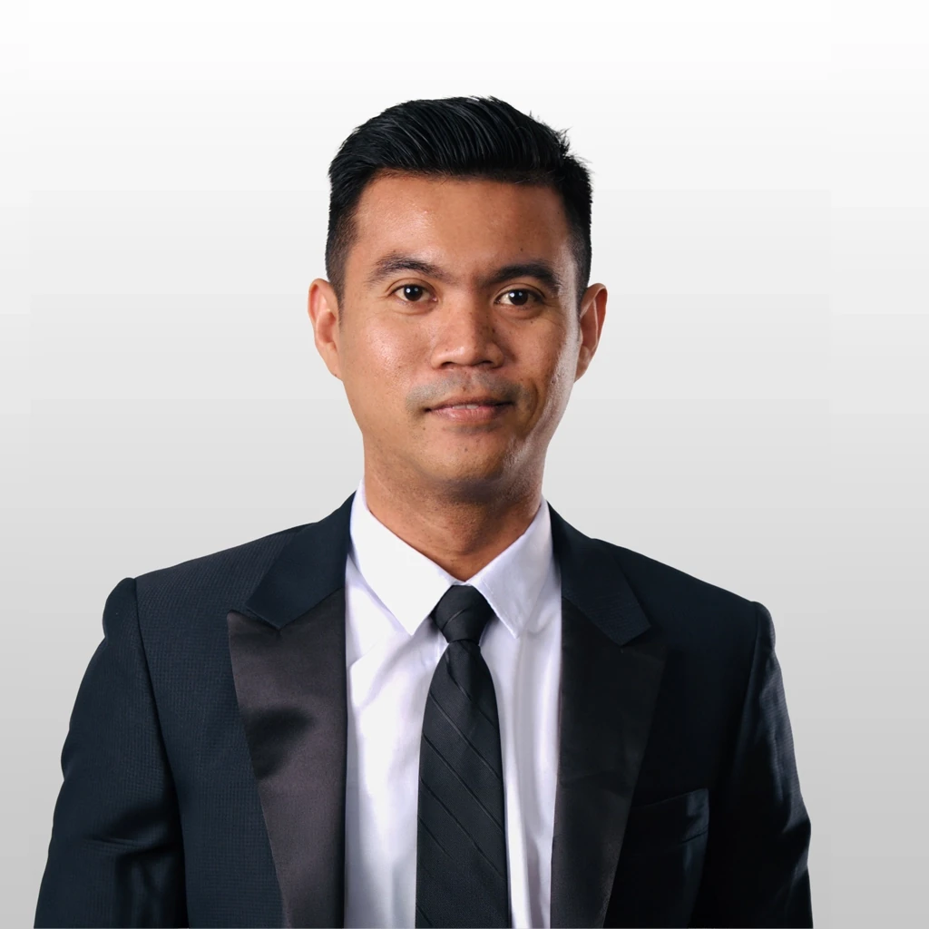 Mr. GNOTH Vanny